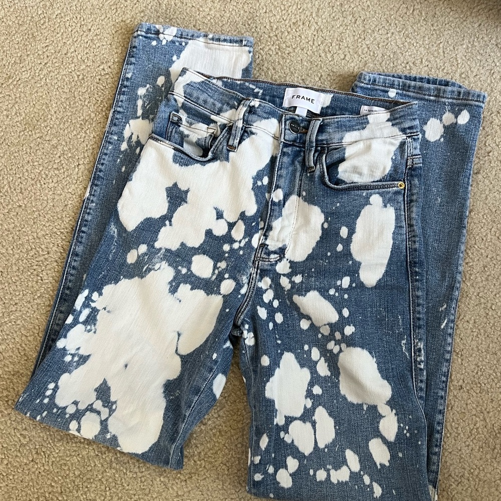 FRAME Le Sylvie Slender Bleached Straight Denim Jeans